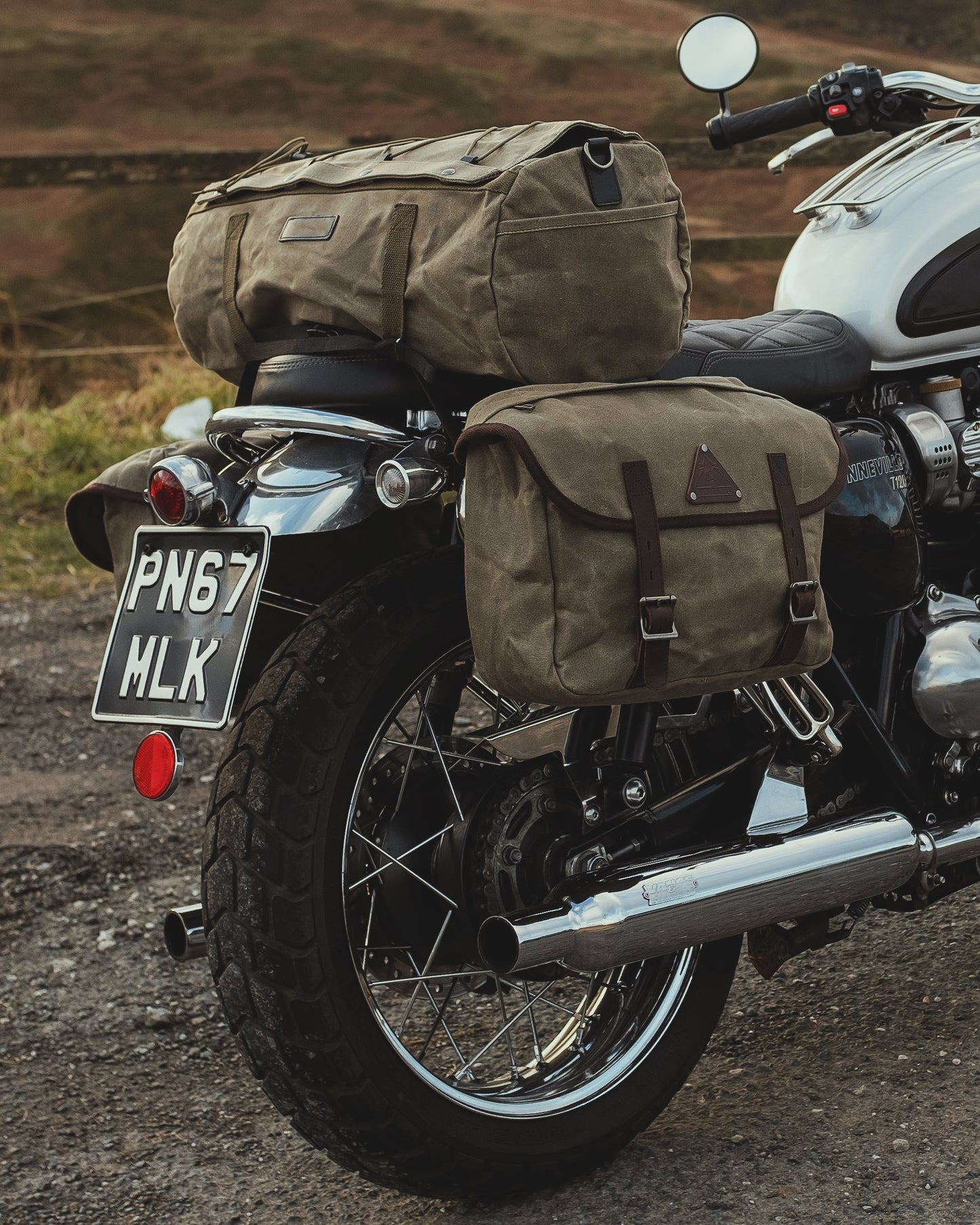 The Weekender Motorcycle Tail Bag 28L - Khaki